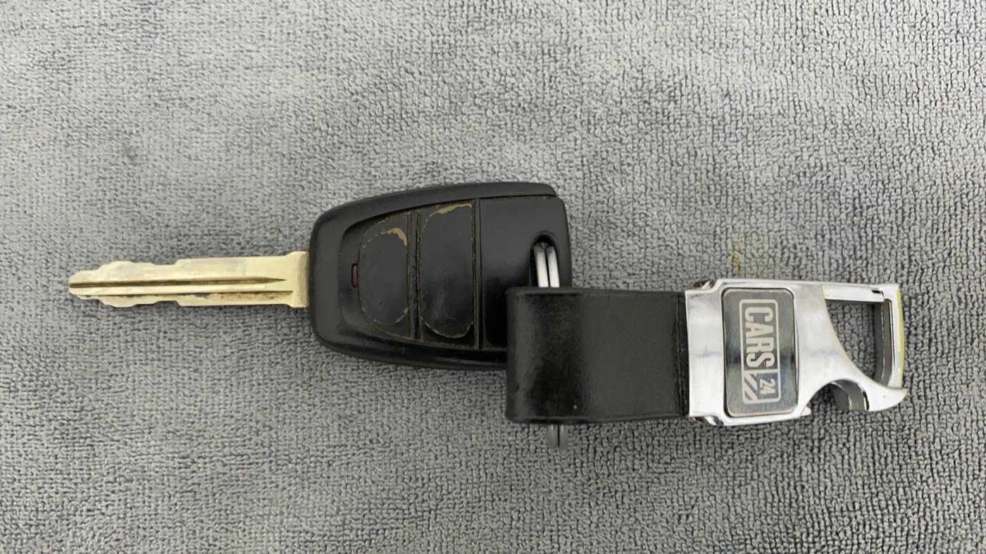2019 Hyundai Grand i10 MAGNA CNG, CNG, Manual, 29,505 km, Key Close Up