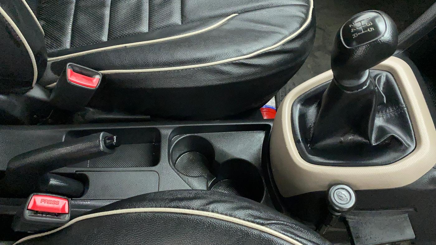 2019 Hyundai Grand i10 MAGNA CNG, CNG, Manual, 29,505 km, Gear Lever