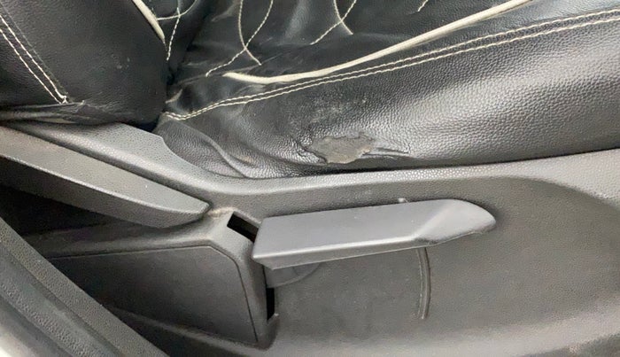 2016 Ford Ecosport TITANIUM 1.5L PETROL AT, Petrol, Automatic, 97,482 km, Driver Side Adjustment Panel