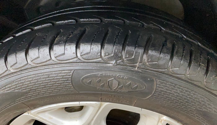 2016 Ford Ecosport TITANIUM 1.5L PETROL AT, Petrol, Automatic, 97,482 km, Left Front Tyre Tread