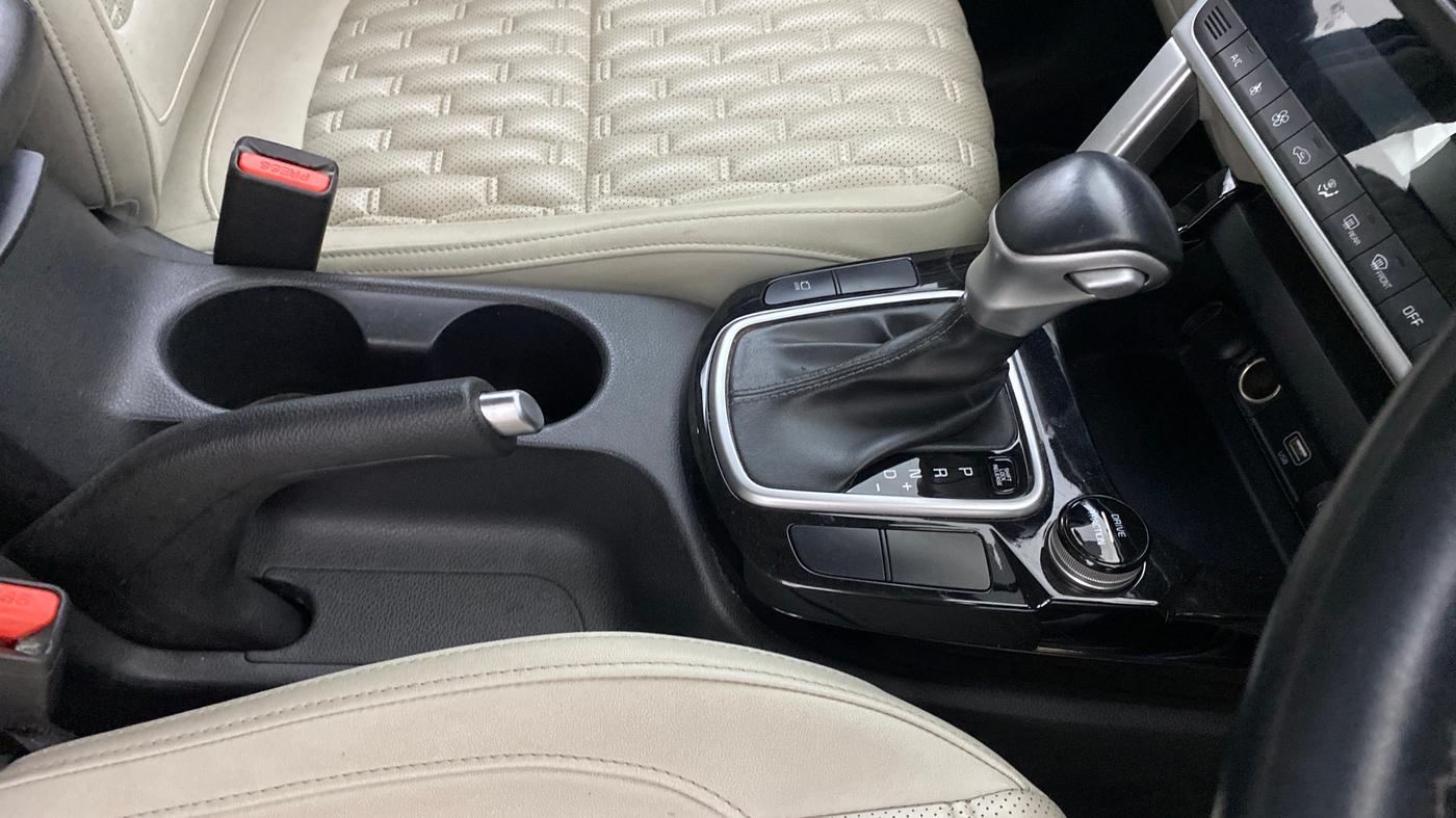 2022 KIA SELTOS  HTX IVT G, Petrol, Automatic, 53,278 km, Gear Lever