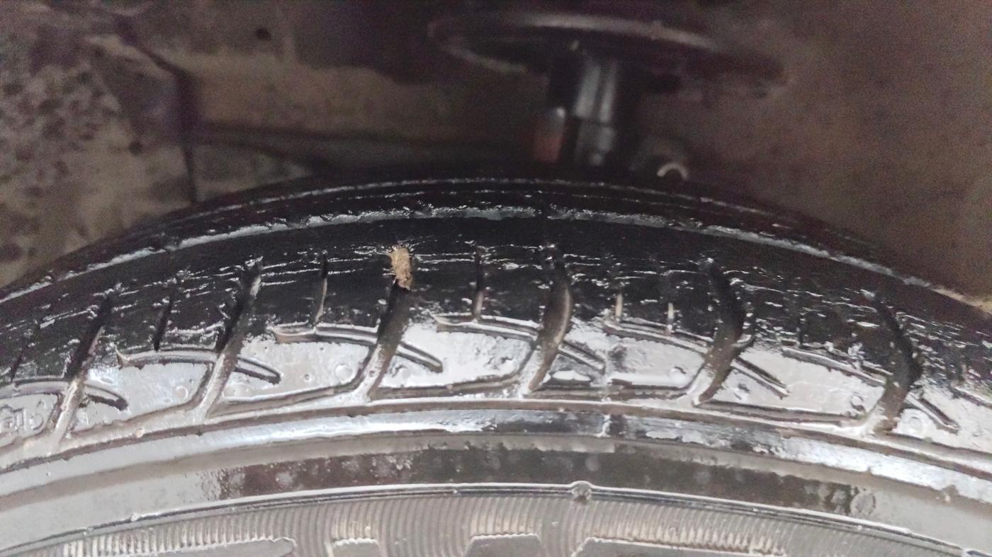 2018 Maruti Ciaz DELTA 1.4 MT PETROL, Petrol, Manual, 54,855 km, Left Front Tyre Tread