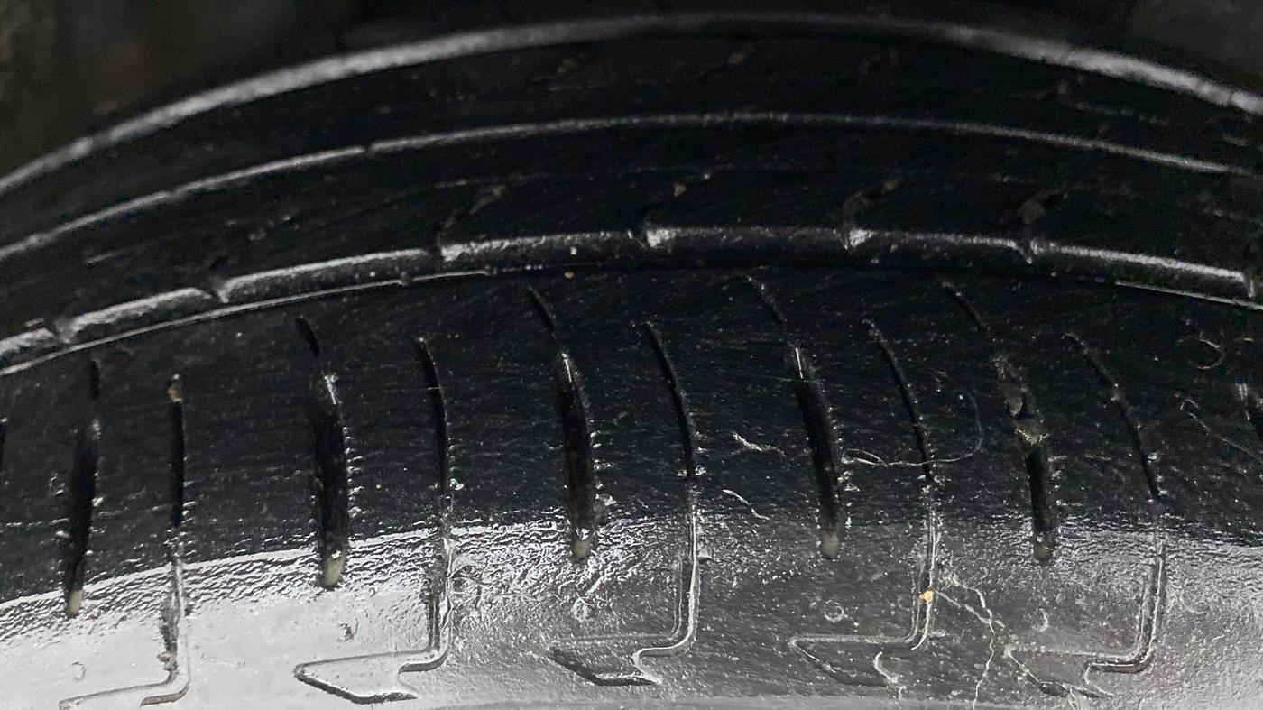 2017 Honda City ZX CVT, Petrol, Automatic, 26,572 km, Left Rear Tyre Tread