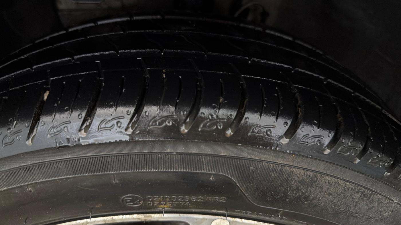 2015 Hyundai Elite i20 ASTA 1.2, Petrol, Manual, 69,429 km, Left Front Tyre Tread