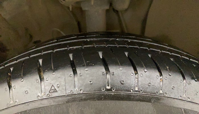 2023 Hyundai VENUE S 1.2, Petrol, Manual, 14,946 km, Right Front Tyre Tread