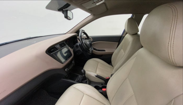 2016 Hyundai Elite i20 SPORTZ 1.2, Petrol, Manual, 70,097 km, Right Side Front Door Cabin