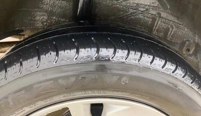 2018 Honda Amaze 1.5L I-DTEC V, Diesel, Manual, 94,289 km, Right Rear Tyre Tread