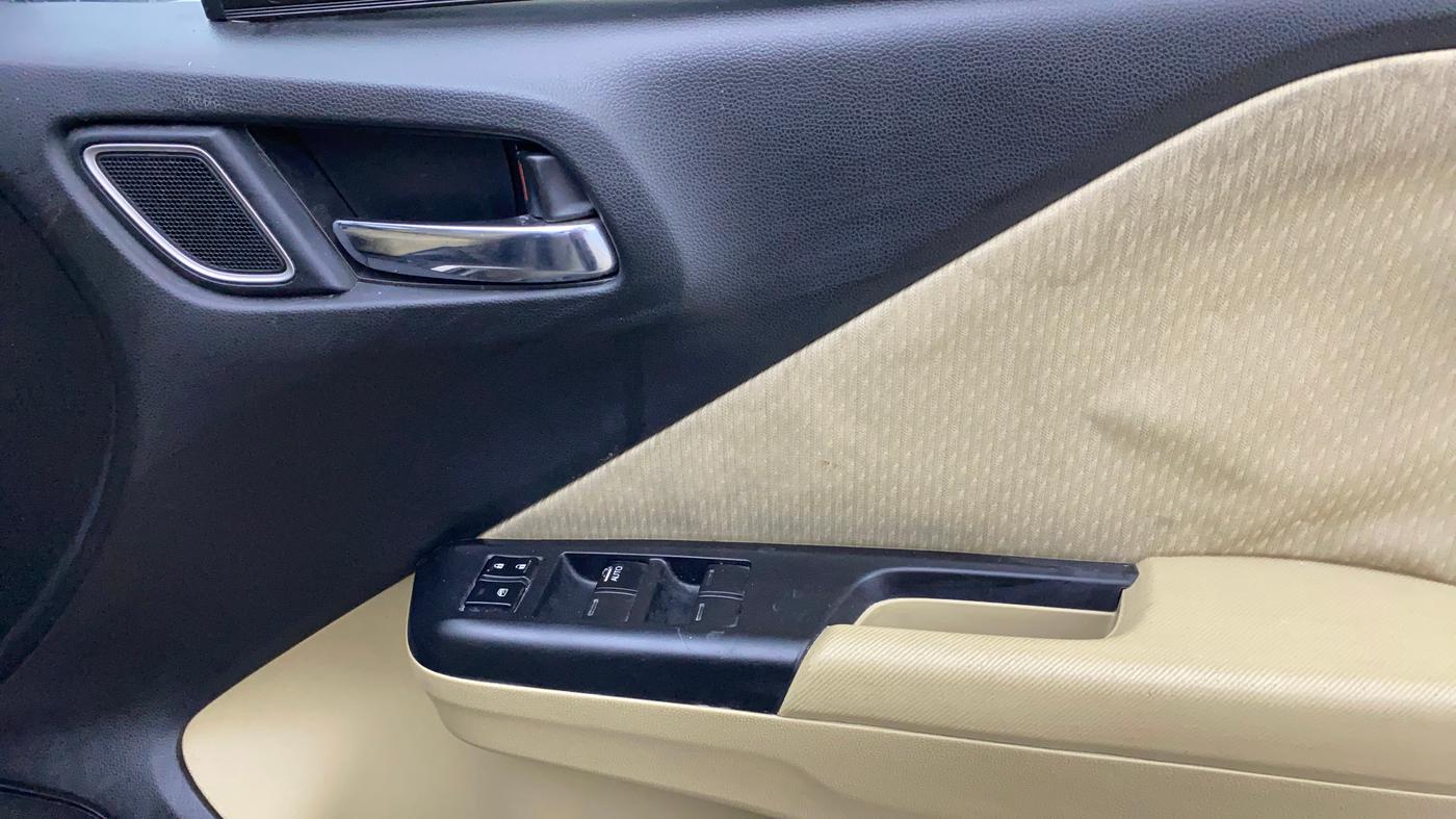 2019 Honda City 1.5L I-VTEC VX, Petrol, Manual, 65,341 km, Driver Side Door Panels Control