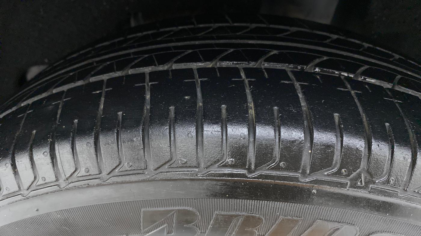 2017 Maruti Baleno DELTA DDIS 190, Diesel, Manual, 53,002 km, Left Rear Tyre Tread