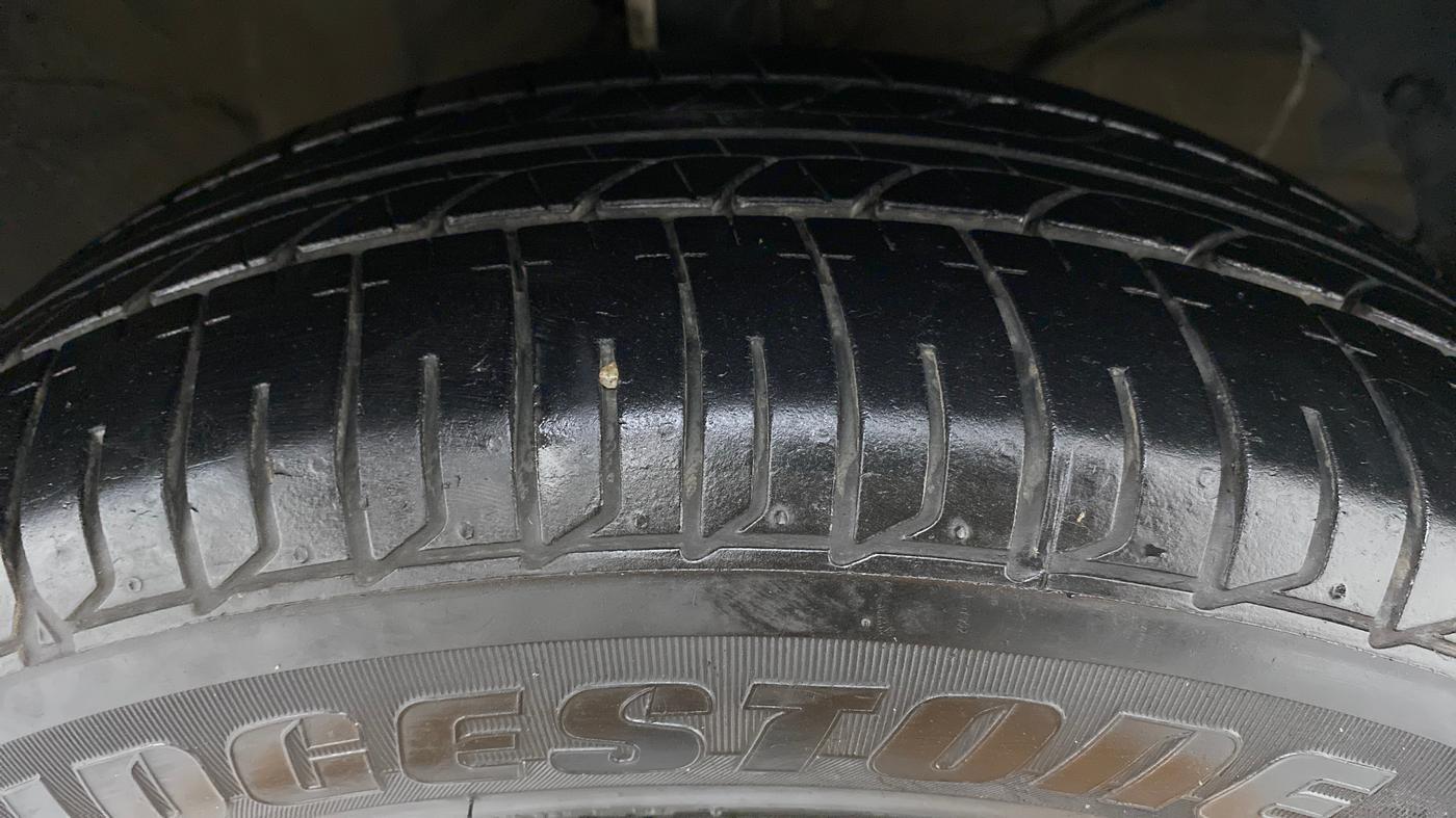 2017 Maruti Baleno DELTA DDIS 190, Diesel, Manual, 53,002 km, Right Front Tyre Tread