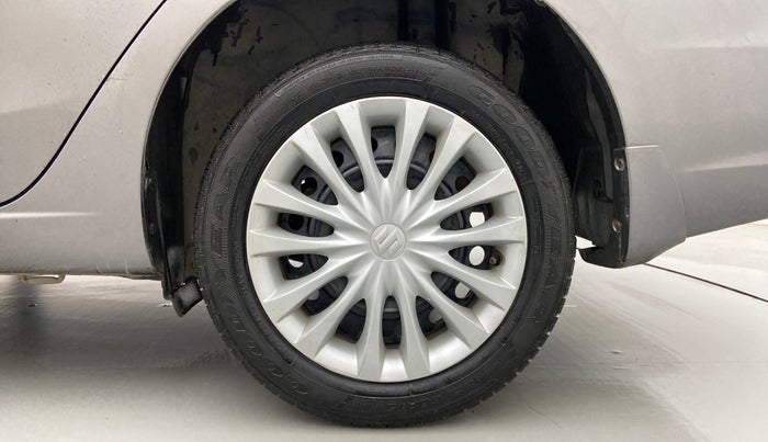 2018 Maruti Ciaz DELTA DIESEL 1.3, Diesel, Manual, 1,18,207 km, Left Rear Wheel
