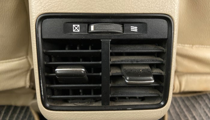 2018 Maruti Ciaz DELTA DIESEL 1.3, Diesel, Manual, 1,18,207 km, Rear AC Vents