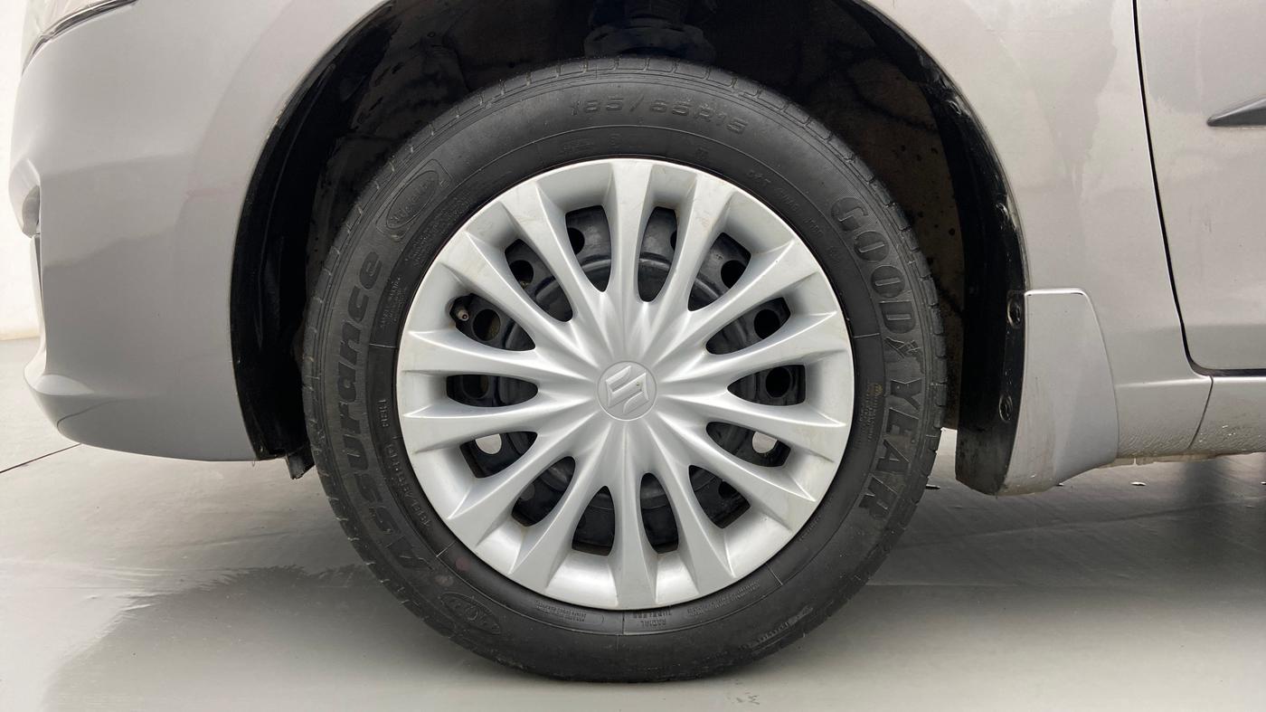 2018 Maruti Ciaz DELTA DIESEL 1.3, Diesel, Manual, 1,18,207 km, Left Front Wheel