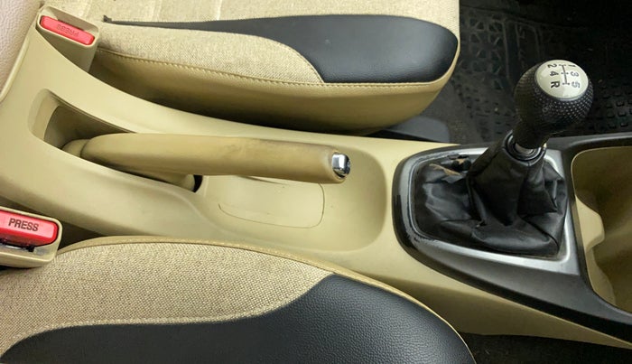 2013 Honda City 1.5L I-VTEC S MT, Petrol, Manual, 88,620 km, Gear Lever