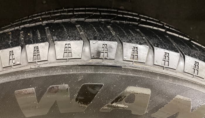 2023 Mahindra SCORPIO-N Z8 L PETROL AT 7 STR, Petrol, Automatic, 64,601 km, Right Rear Tyre Tread
