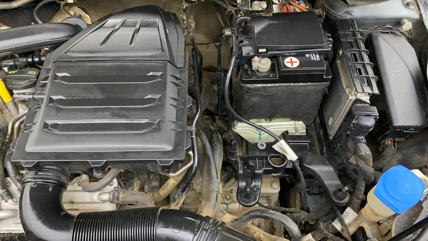2022 Skoda SLAVIA AMBITION 1.0L TSI AT, Petrol, Automatic, 40,074 km, Engine View - Left