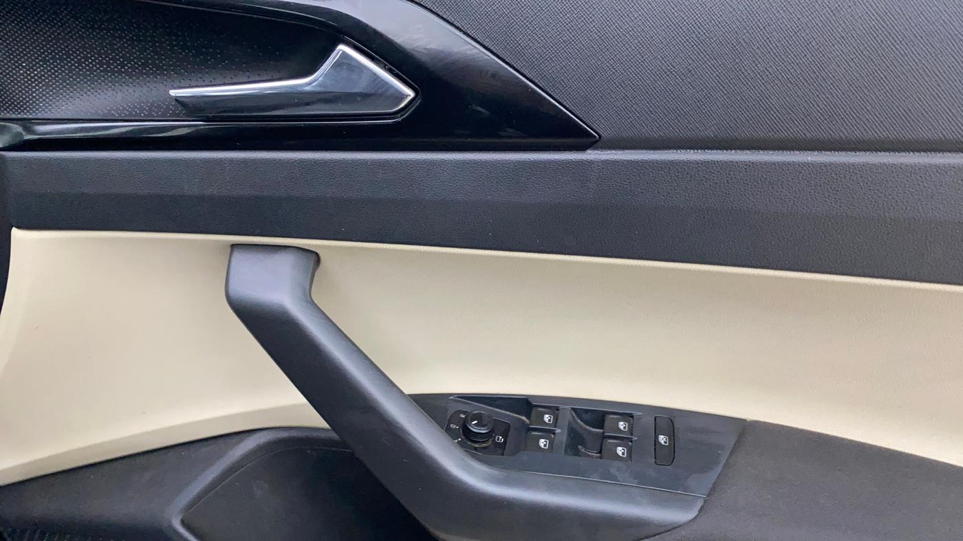 2022 Skoda SLAVIA AMBITION 1.0L TSI AT, Petrol, Automatic, 40,074 km, Driver Side Door Panels Control