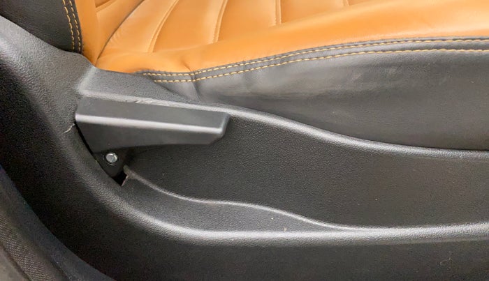2018 Tata Tiago XE PETROL, Petrol, Manual, 93,407 km, Driver Side Adjustment Panel
