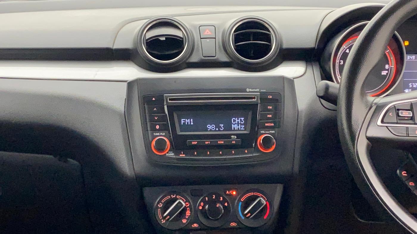 2019 Maruti Swift VXI, Petrol, Manual, 57,265 km, Air Conditioner