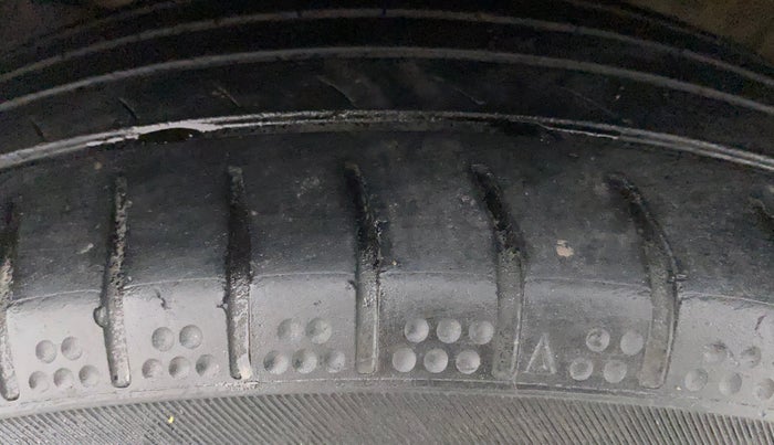2016 Honda City 1.5L I-VTEC VX, CNG, Manual, 82,551 km, Left Front Tyre Tread