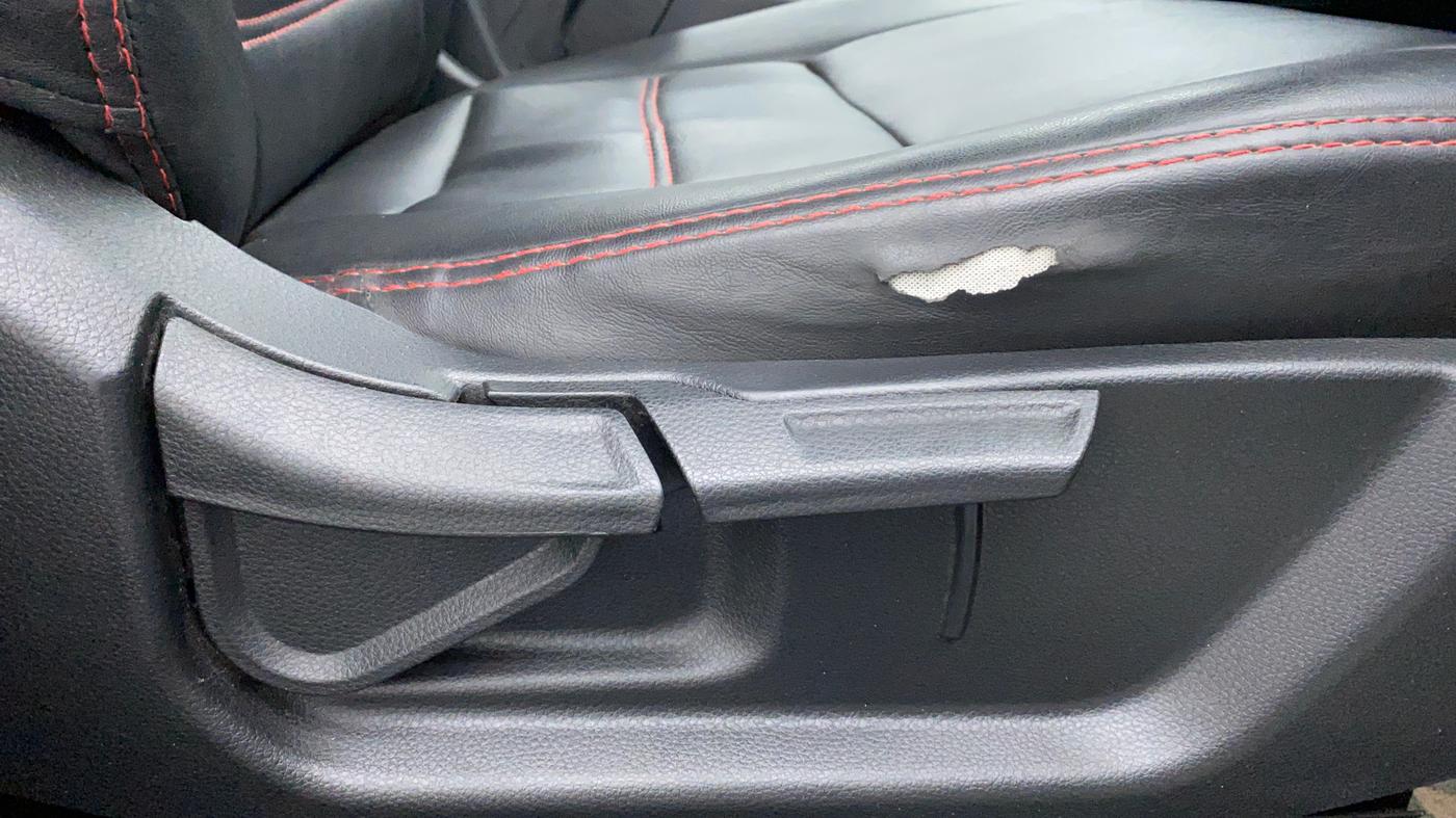 2020 KIA SELTOS HTK PLUS AT 1.5 DIESEL, Diesel, Automatic, 58,259 km, Driver Side Adjustment Panel