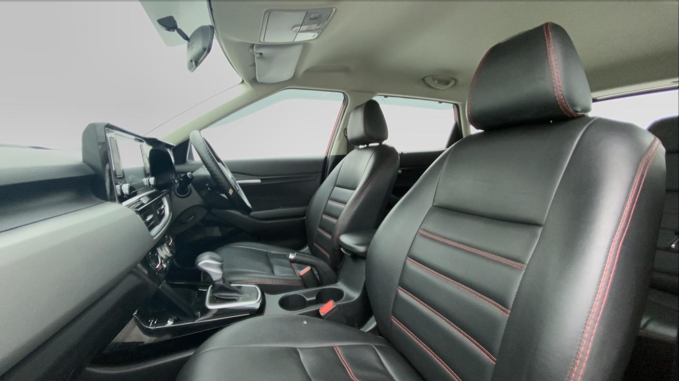 2020 KIA SELTOS HTK PLUS AT 1.5 DIESEL, Diesel, Automatic, 58,259 km, Right Side Front Door Cabin