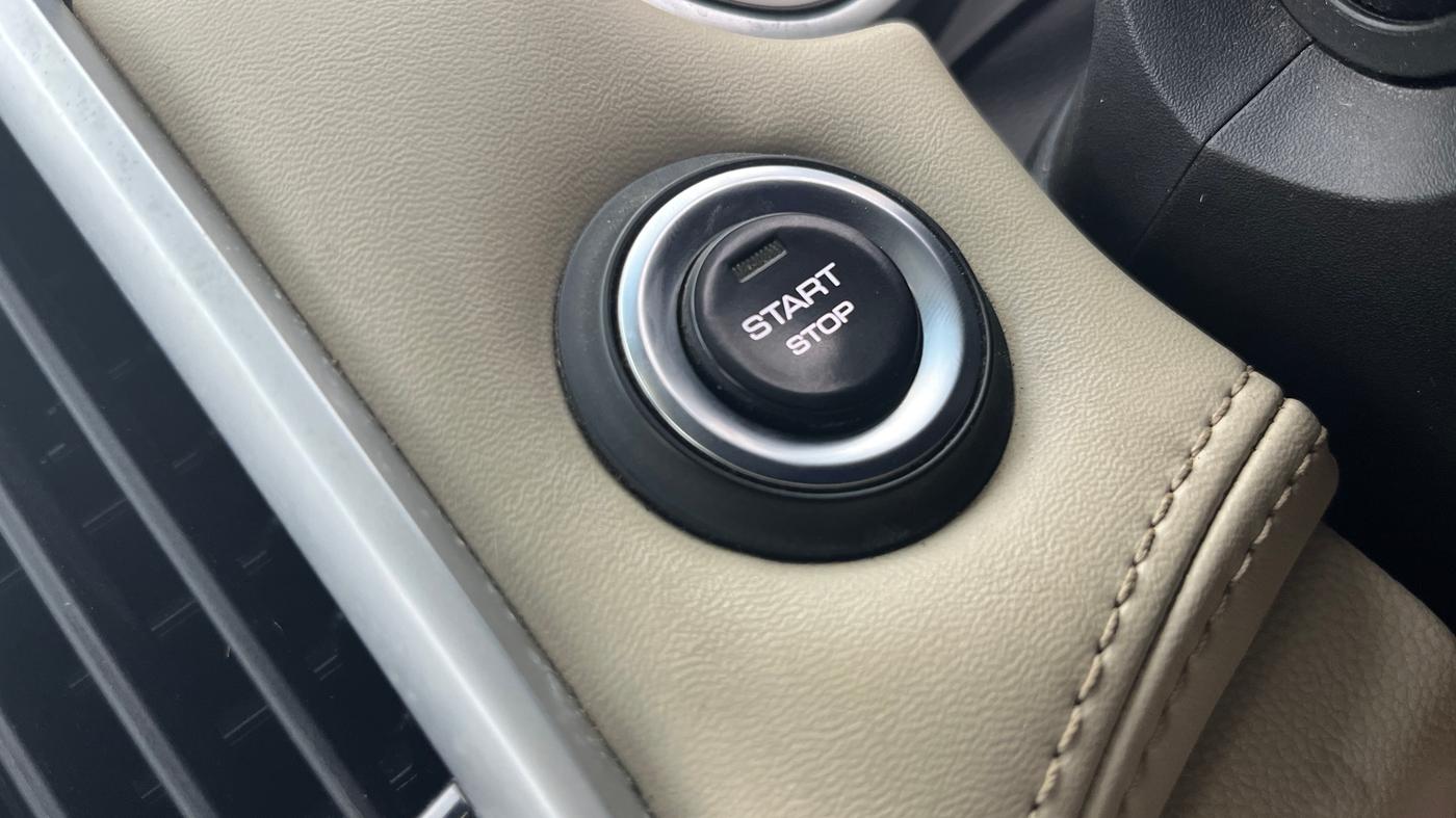 2021 MG HECTOR SHARP 2.0 DIESEL, Diesel, Manual, 1,14,816 km, Keyless Start/ Stop Button