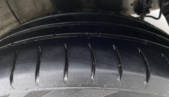 2016 Hyundai Xcent S 1.2, Petrol, Manual, 92,098 km, Left Rear Tyre Tread