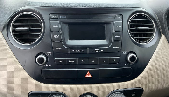 2016 Hyundai Xcent S 1.2, Petrol, Manual, 92,098 km, Infotainment system - Button has minor damage