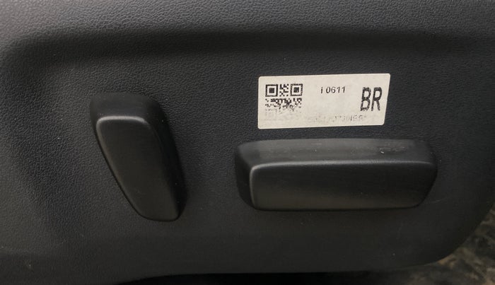 2024 Toyota INNOVA HYCROSS ZX HYBRID 7 STR, Hybrid, Automatic, 31,548 km, Driver Side Adjustment Panel