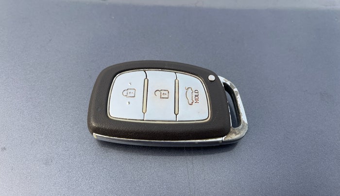 2014 Hyundai Grand i10 SPORTZ 1.2 KAPPA VTVT, Petrol, Manual, 61,751 km, Key Close Up