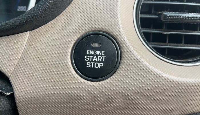 2014 Hyundai Grand i10 SPORTZ 1.2 KAPPA VTVT, Petrol, Manual, 61,751 km, Keyless Start/ Stop Button