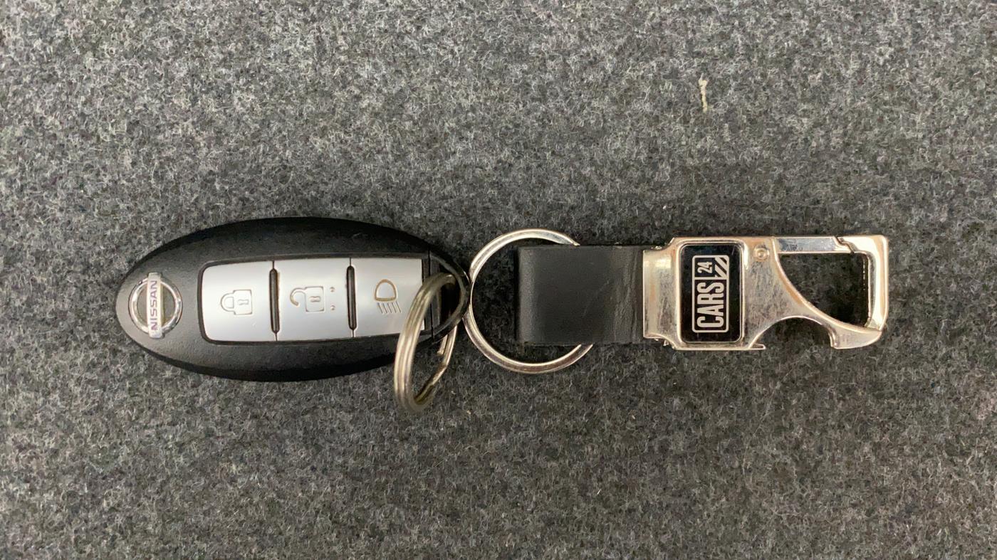 2017 Nissan Micra XV CVT, Petrol, Automatic, 35,474 km, Key Close Up