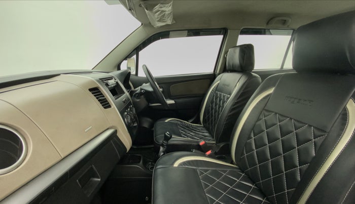 2015 Maruti Wagon R 1.0 LXI, Petrol, Manual, 72,602 km, Right Side Front Door Cabin