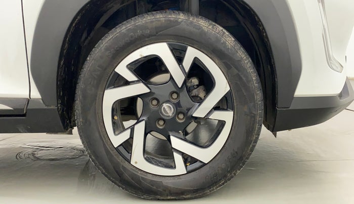 2022 Nissan MAGNITE XV PREMIUM TURBO CVT, Petrol, Automatic, 39,698 km, Right Front Wheel