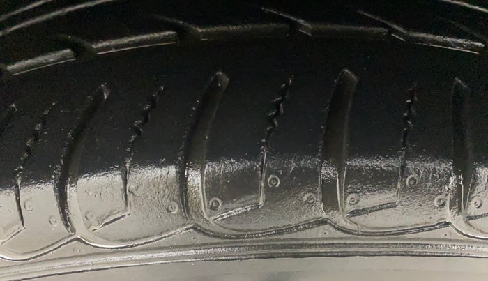 2021 Ford Ecosport TITANIUM + 1.5L PETROL AT, Petrol, Automatic, 25,289 km, Left Front Tyre Tread