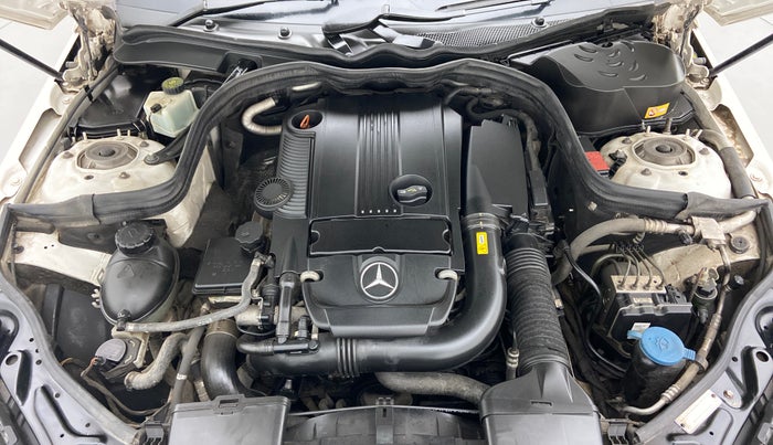 2012 Mercedes Benz E Class E 200 CGI AVANTGARDE, Petrol, Automatic, 99,312 km, Open Bonet
