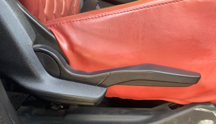 2023 Maruti Swift VXI AMT, Petrol, Automatic, 19,862 km, Driver Side Adjustment Panel