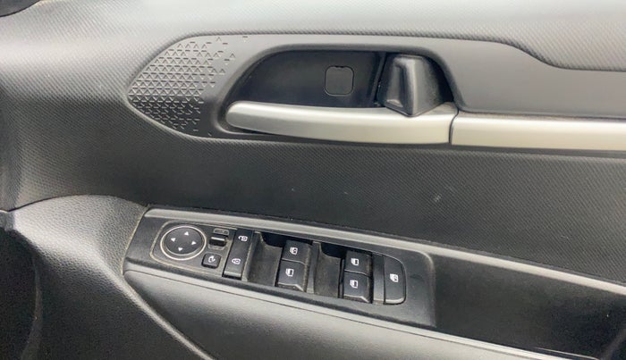 2023 KIA SONET HTK PLUS 1.0 IMT, Petrol, Manual, 32,515 km, Driver Side Door Panels Control