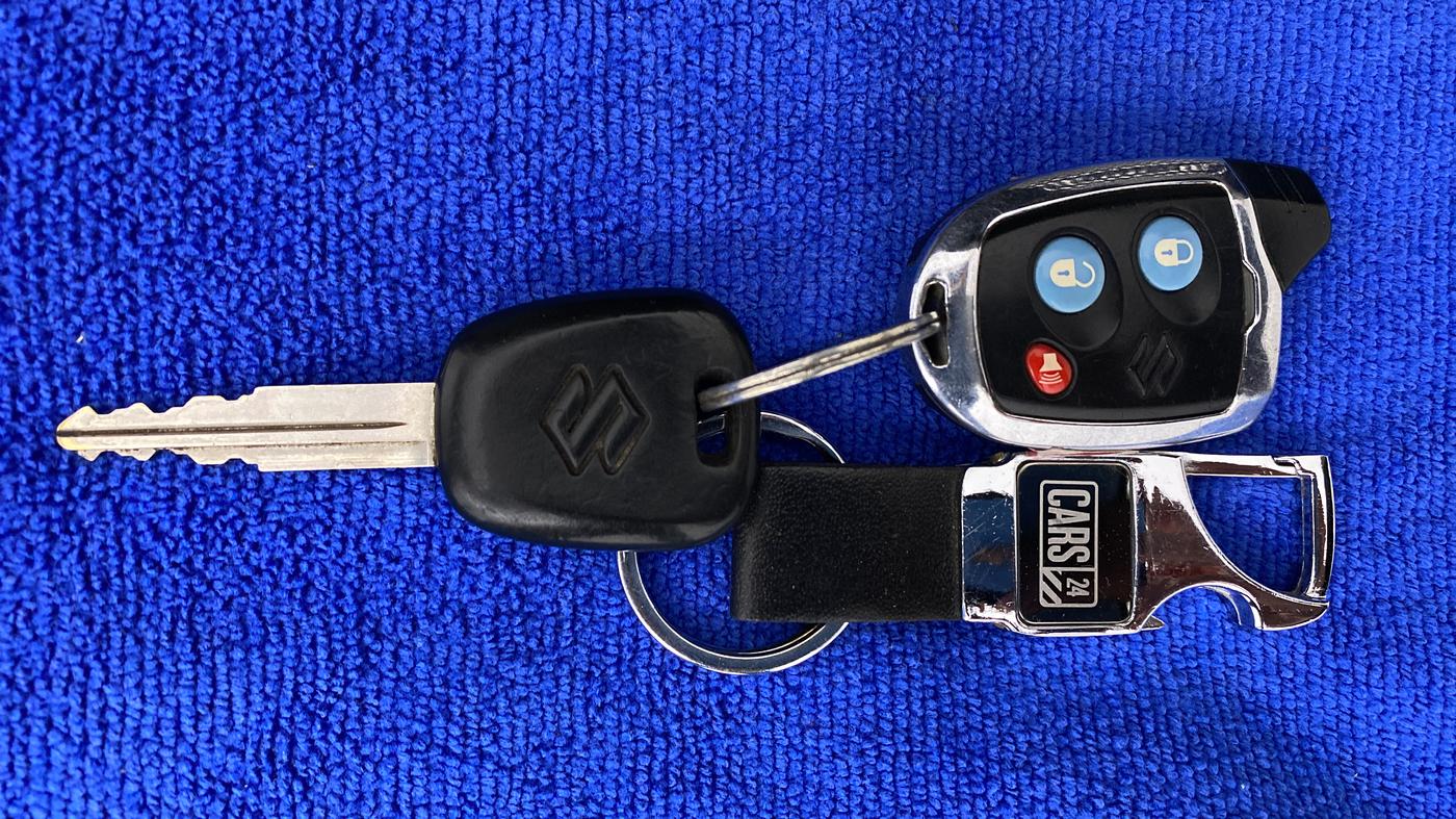 2019 Maruti Alto K10 VXI, Petrol, Manual, 39,159 km, Key Close Up