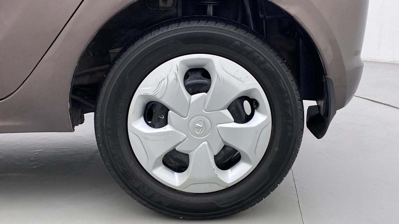 2018 Tata Tiago XT PETROL, Petrol, Manual, 23,787 km, Left Rear Wheel