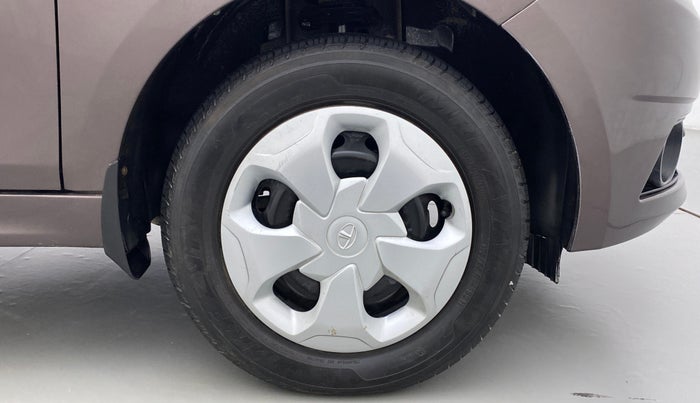 2018 Tata Tiago XT PETROL, Petrol, Manual, 23,787 km, Right Front Wheel