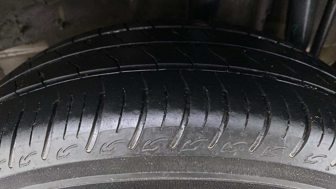 2018 Tata Tiago XT PETROL, Petrol, Manual, 23,787 km, Left Rear Tyre Tread