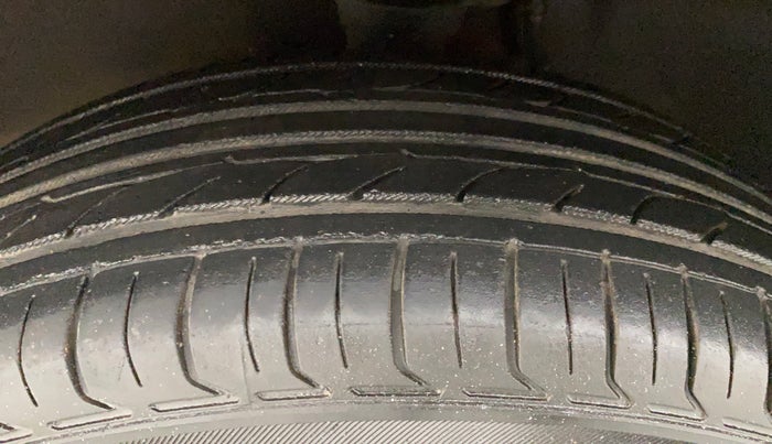 2014 Maruti Alto K10 VXI, Petrol, Manual, 71,263 km, Left Front Tyre Tread