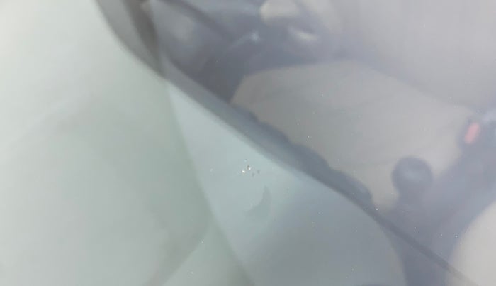 2014 Maruti Alto K10 VXI, Petrol, Manual, 71,263 km, Front windshield - Minor spot on windshield