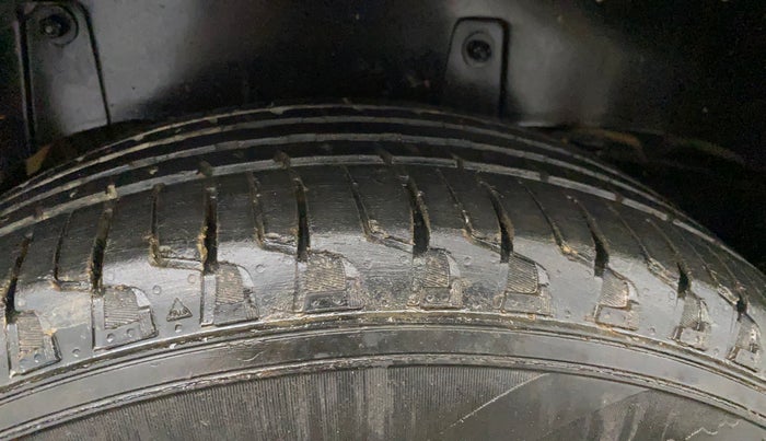 2023 Mahindra BOLERO NEO N10 R, Diesel, Manual, 37,997 km, Right Rear Tyre Tread