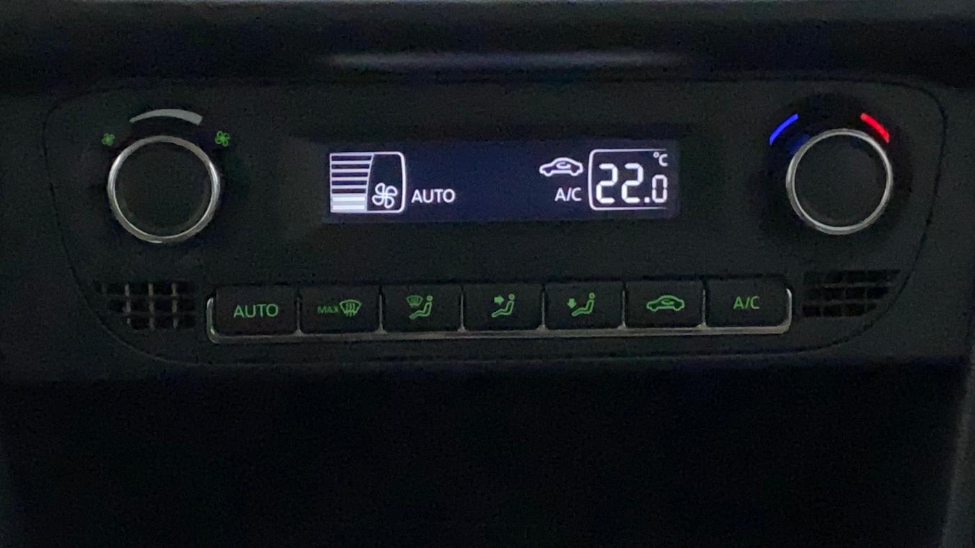 2017 Skoda Rapid AMBITION 1.5 TDI, Diesel, Manual, 75,341 km, Automatic Climate Control