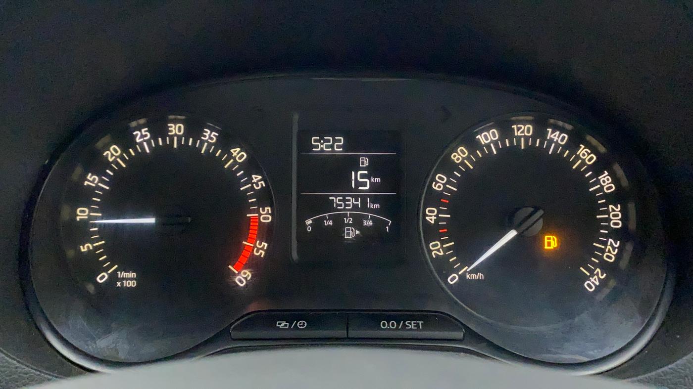 2017 Skoda Rapid AMBITION 1.5 TDI, Diesel, Manual, 75,341 km, Odometer Image