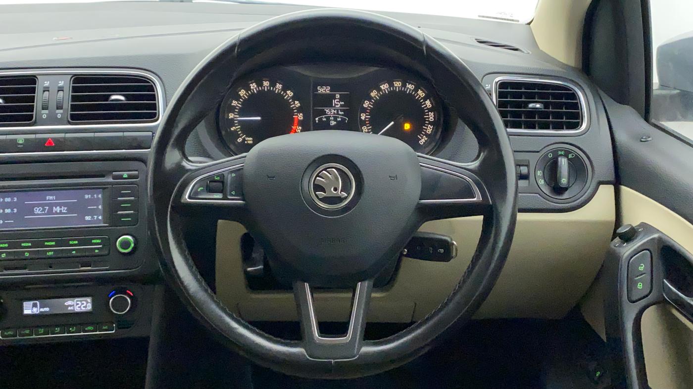 2017 Skoda Rapid AMBITION 1.5 TDI, Diesel, Manual, 75,341 km, Steering Wheel Close Up