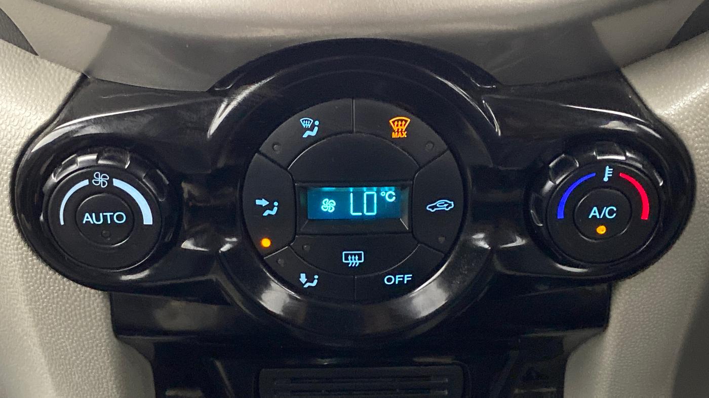 2014 Ford Ecosport 1.5TITANIUM TDCI, Diesel, Manual, 80,737 km, Automatic Climate Control